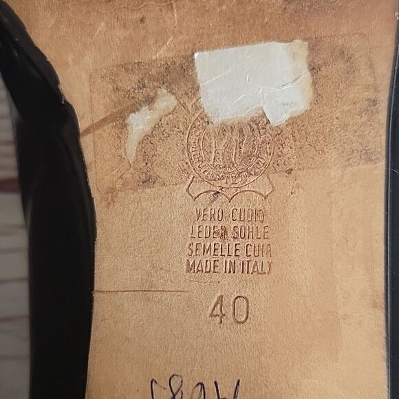 BRUNELLA Black Patent Loafers with Beaded Top of Foot Size 40 or 9.5 - Picture 11 of 14